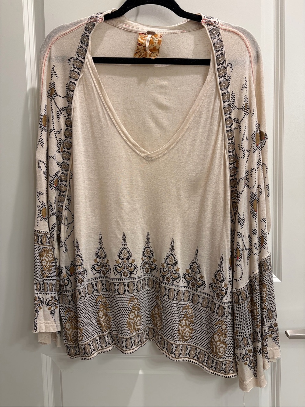 Free People Cream V-Neck Long Sleeve Printed Top